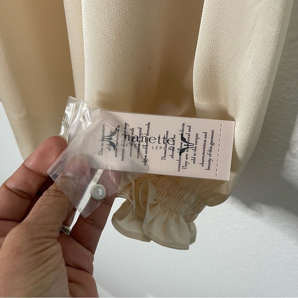 Nanette Lepore satin smocked neck and chest balloons sleeves beige XL NWT - Picture 6 of 13